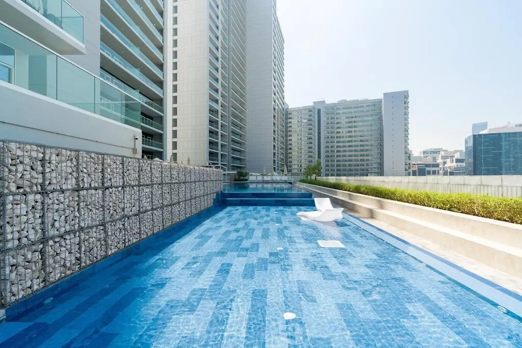 Chic Apartment With Burj Khalifa View Dubai